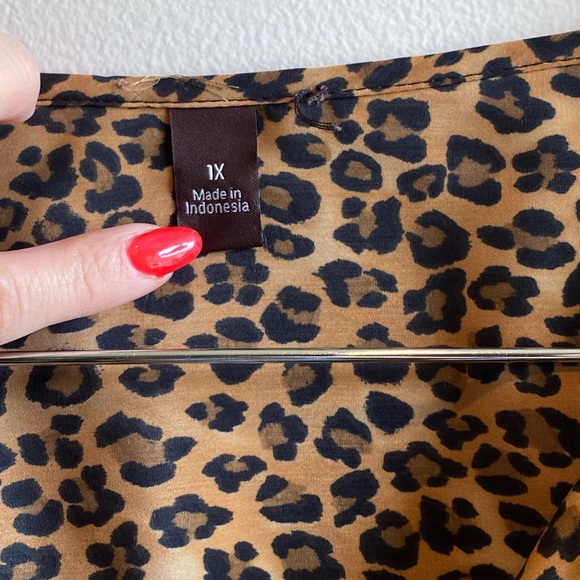 Dana Buchman Long Sleeve Leopard Print Animal Print Blouse Size 1X - Picture 3 of 7